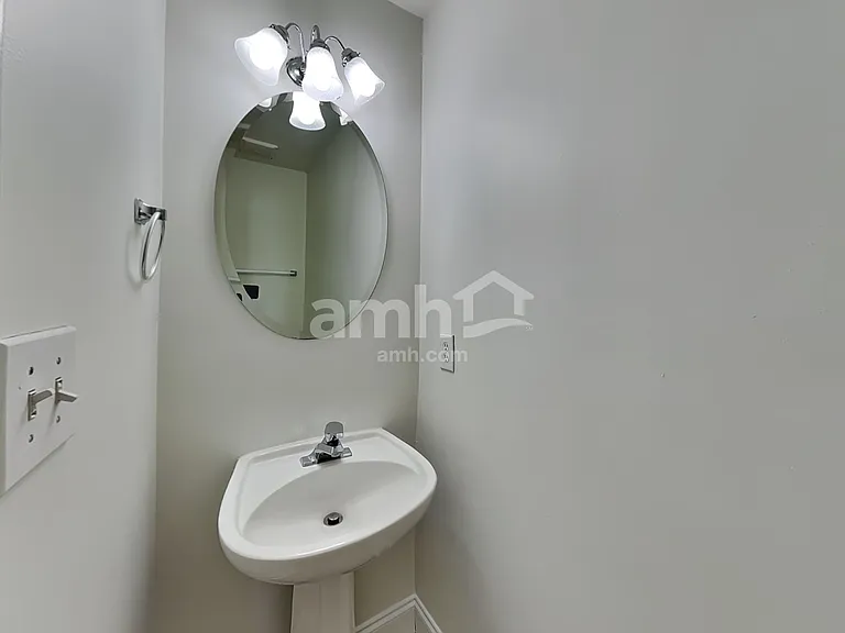3437 Continental Dr — Photo 11