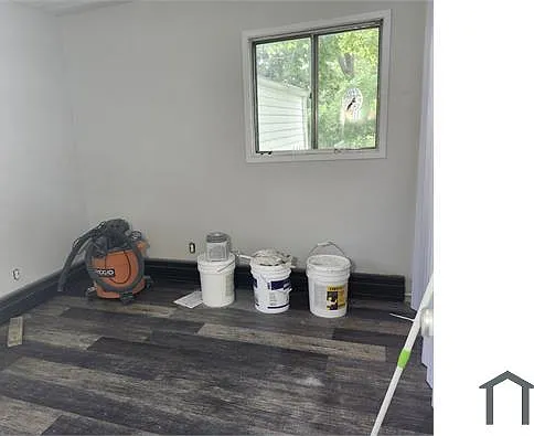 914 Leroy St — Photo 16