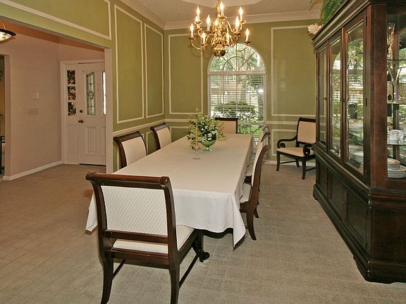4th image of 1363 Plantation Oaks Dr S