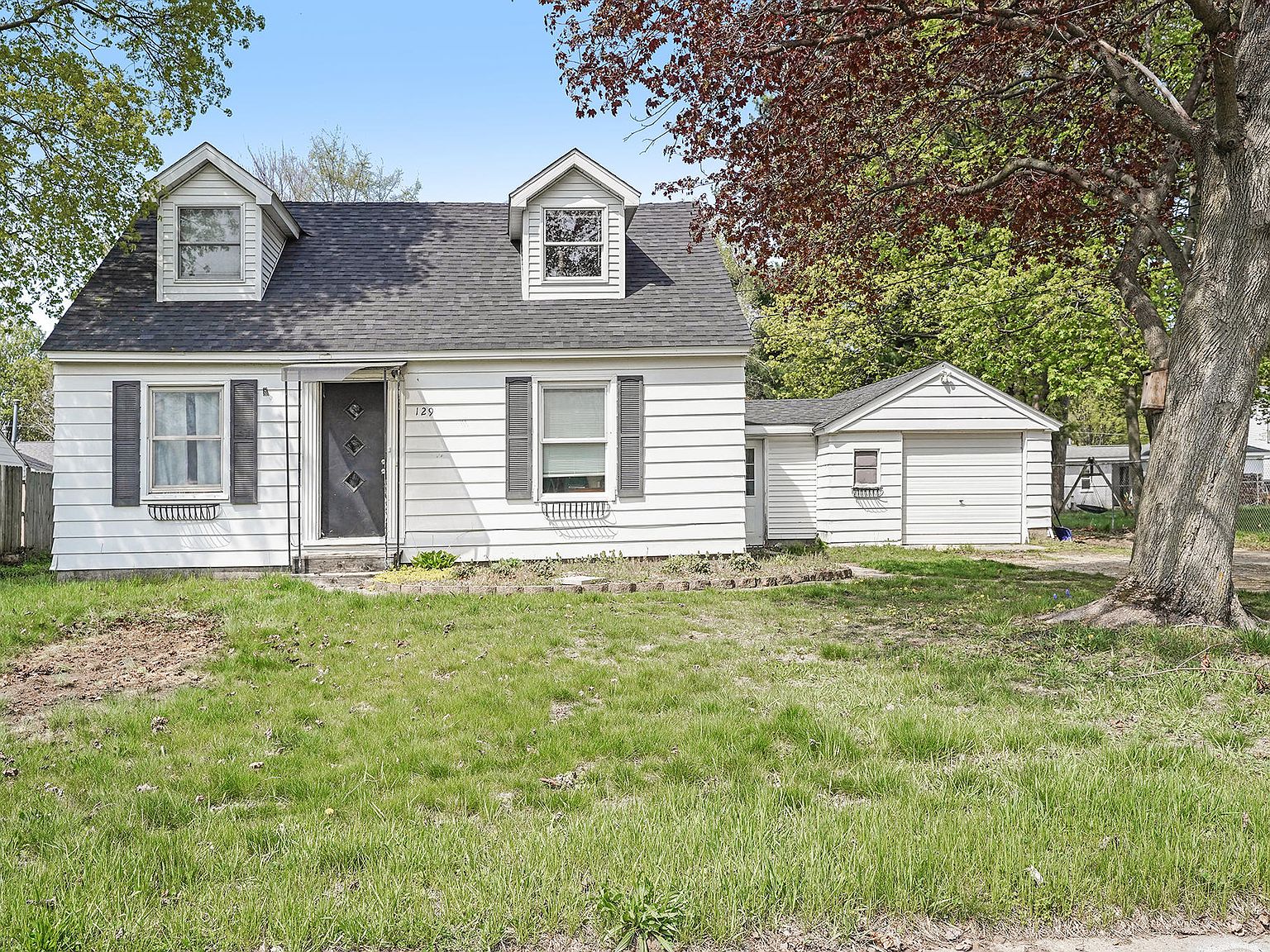 129 Kenton St SE, Grand Rapids, MI 49548 | Zillow