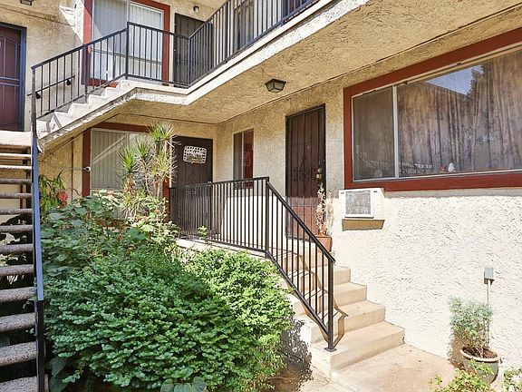 3rd image of 8800 Cedros Ave APT 102