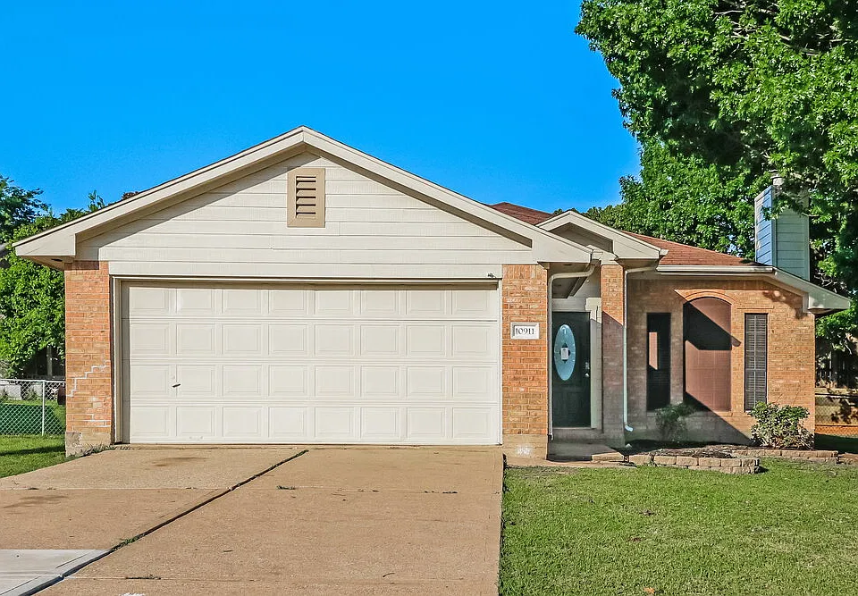 10911 Waterview Cir