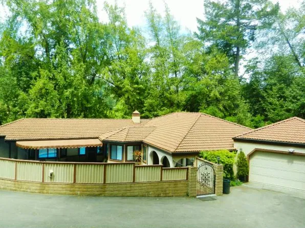 169 Blue Rock Rd, Garberville, CA 95542