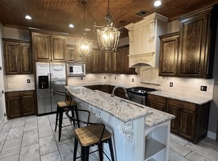 5810 Willow Breeze Dr, Lake Charles, LA 70605