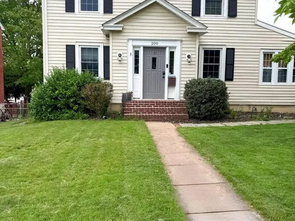 200 W Irvin Ave, Hagerstown, MD 21742