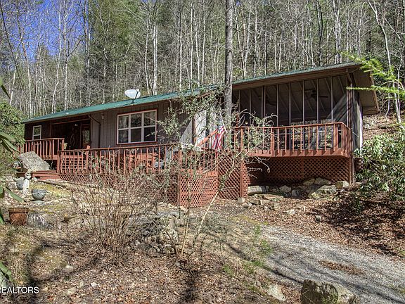 2nd image of 1324 Huskey Branch Rd