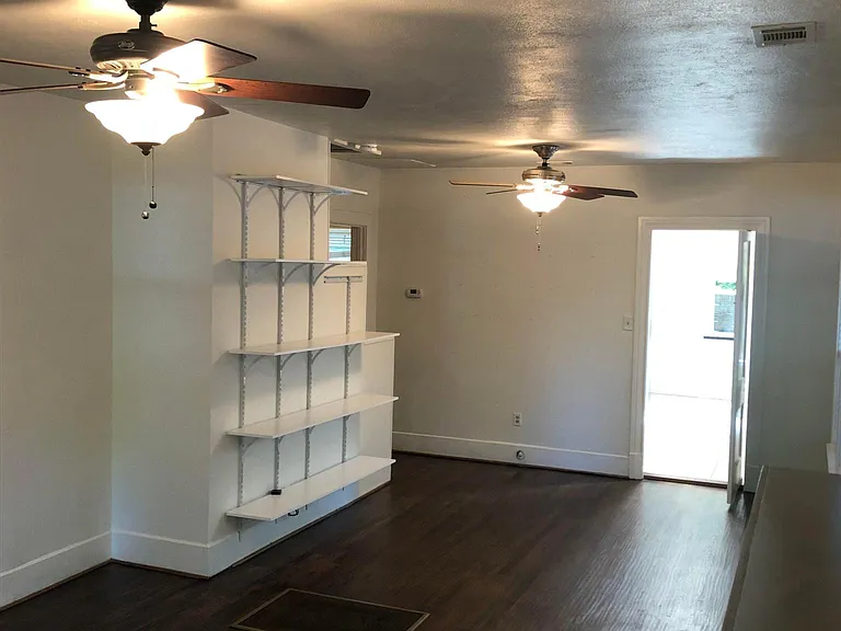 3502 Springbrook St — Photo 4