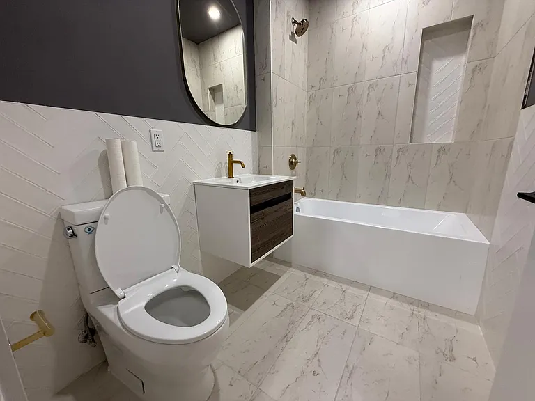 156 Martense St #1N — Photo 7