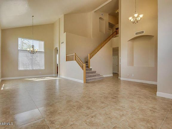 4th image of 340 N Stanley Pl