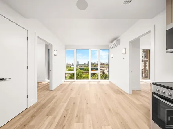 91 Bruckner Boulevard image 1 of 6