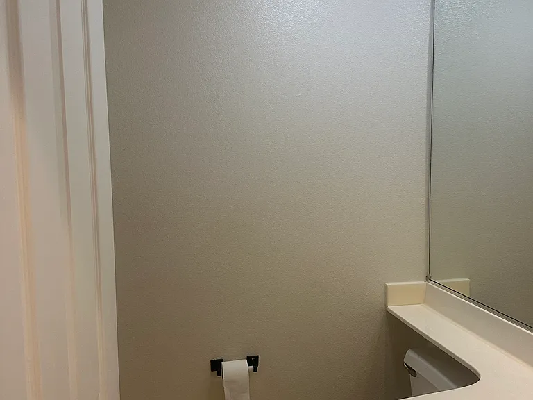 2104 Lynwood Way — Photo 25