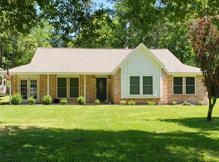 1712 Odaniel Ln, Conroe, TX 77301