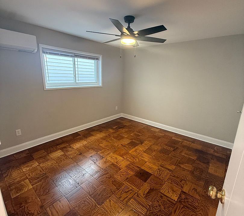 1st image of 3509 Grove Ave APT 4