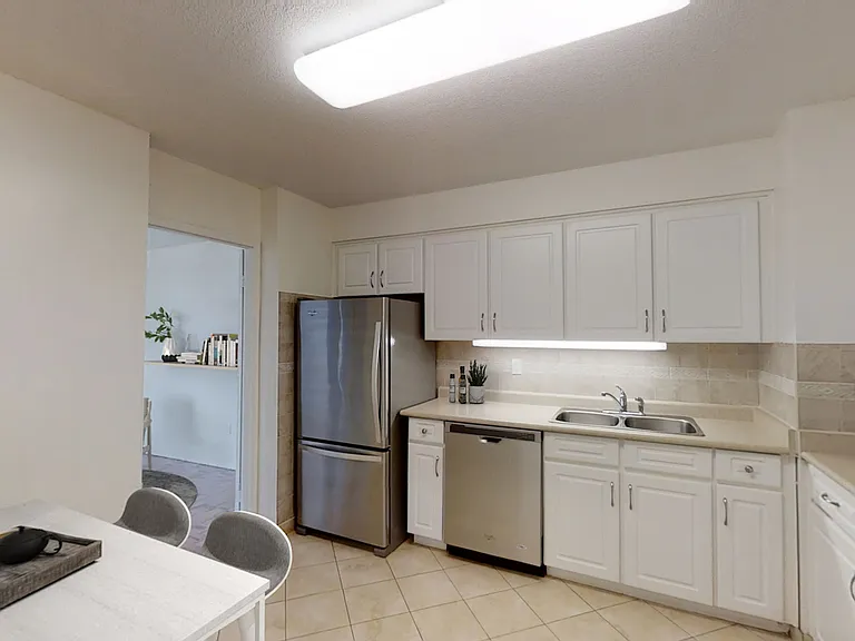 4005 Bayview Ave #4001 — Photo 7