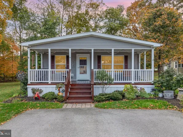 34 Rainbow Cir, Elizabethtown, PA 17022