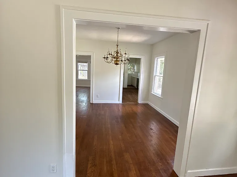 1522 Kings Hwy — Photo 5