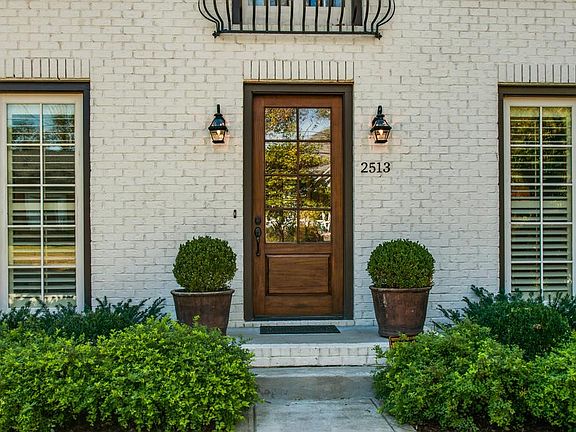3rd image of 2513 W Linden Ave