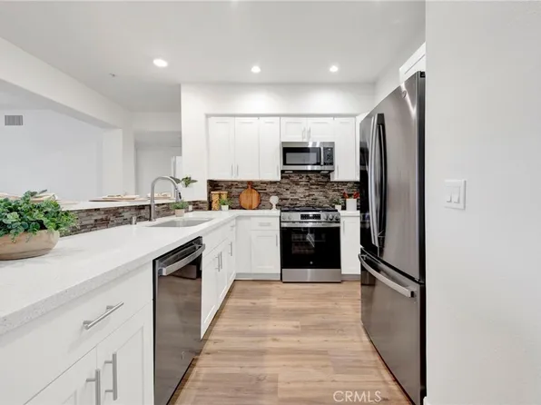 24545 Town Ctr #5304, Valencia, CA 91355