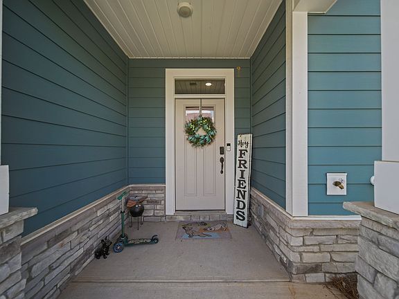 4th image of 10037 Mamillion Dr