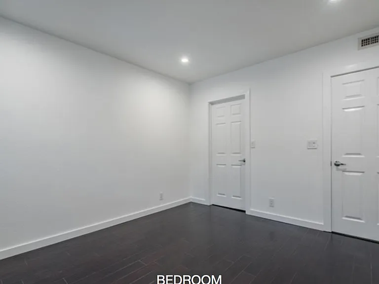 141 S Clark Dr #329 — Photo 19