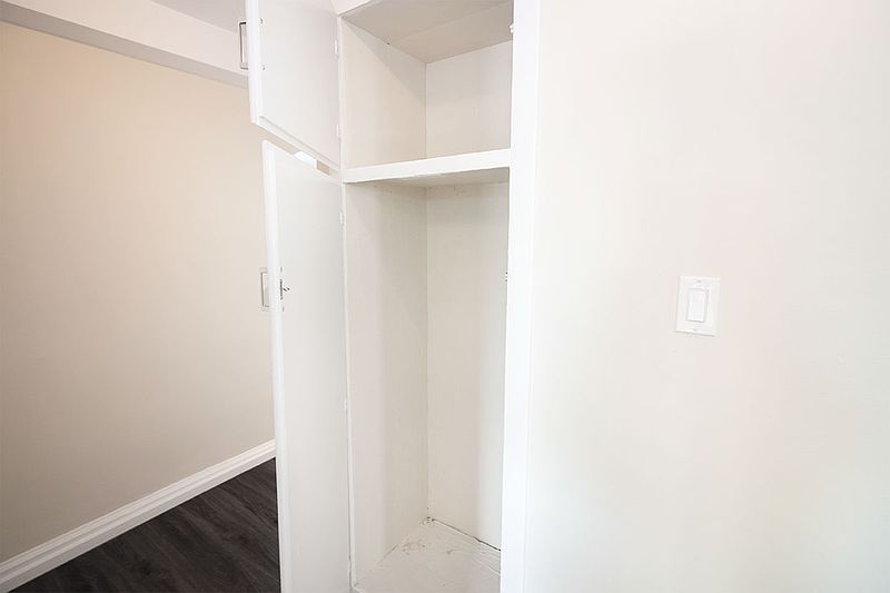 Winnipeg Apartment for rent - 2 Bedrooms — photo 10