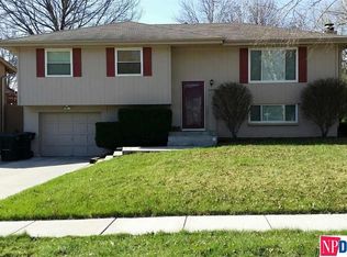 12905 Gertrude St, Omaha, NE 68138