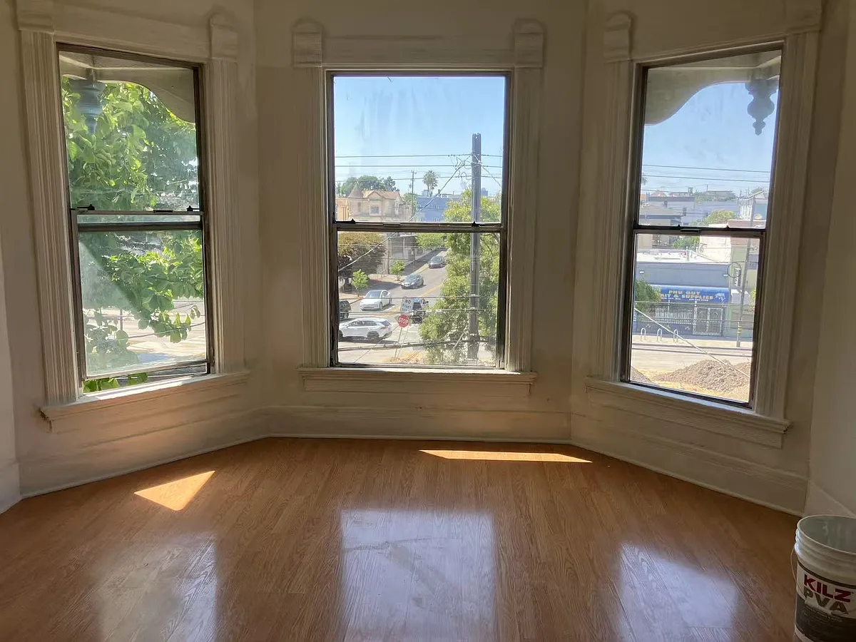 Building Photo - 1724 15th Ave #B