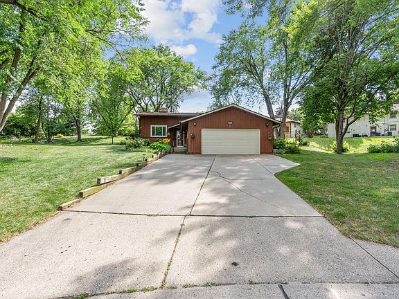 3rd image of 6041 Sumter Pl