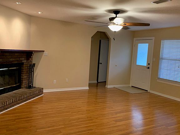 2nd image of 472 Managua Way