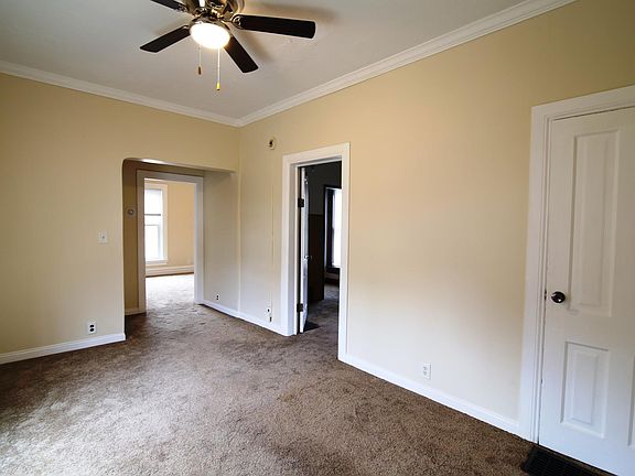 3rd image of 583 Maryland Ave W