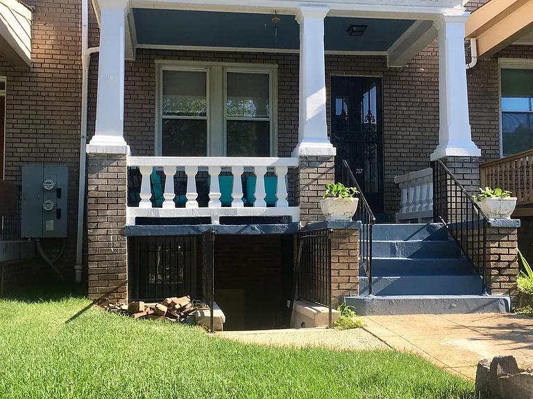 717 Otis Pl NW #B — Photo 10