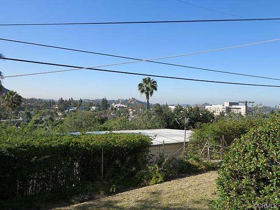 3rd image of 630 Atkins Dr
