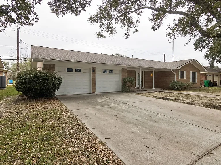 2303 Kipling St — Photo 1
