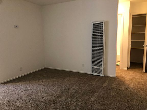 5th image of 1624 Ontario Dr APT 9