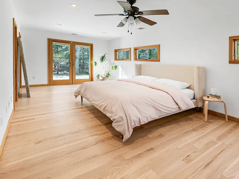 563 Montauk Hwy — Photo 12