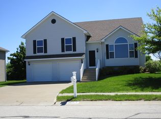 12875 NW Oakview Dr, Platte City, MO 64079