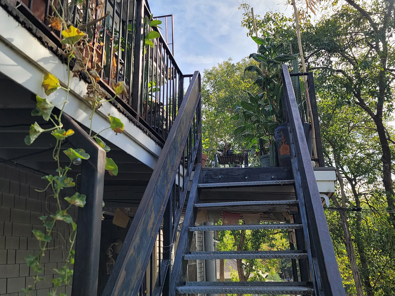 2 bed, $1,325 — Photo 2
