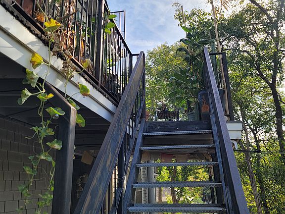 4th image of 1518 Broadway St Unit 300