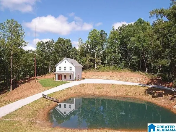 494 County Road 695, Roanoke, AL 36274