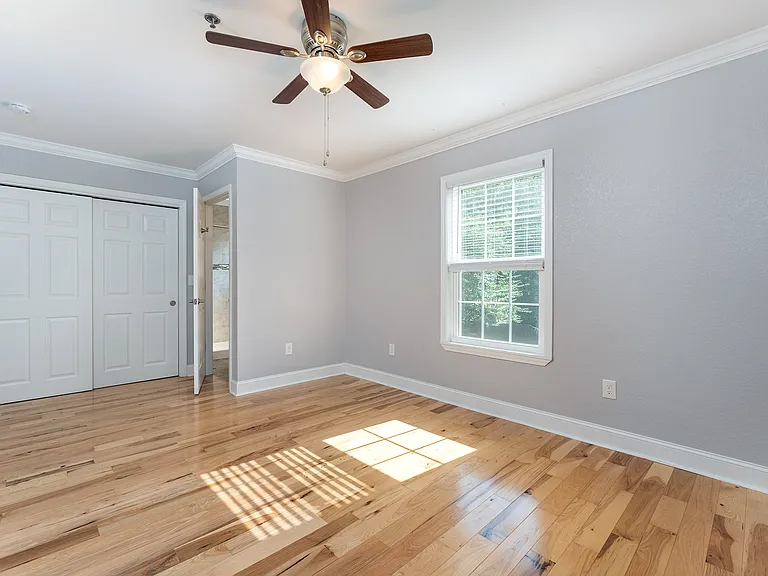32 Oakcrest Dr — Photo 17