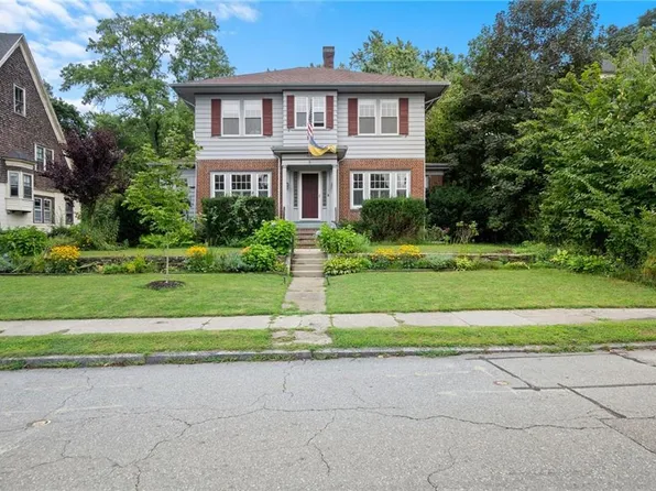 144 Columbia Ave, Cranston, RI 02905