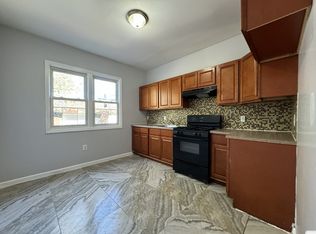 220 Dwight St FLOOR 1, Jersey City, NJ 07305