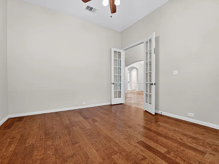 4004 Buckhaven Cv — Photo 11