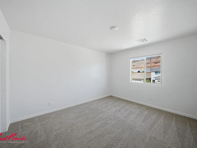 391 S Deep Creek Dr — Photo 32