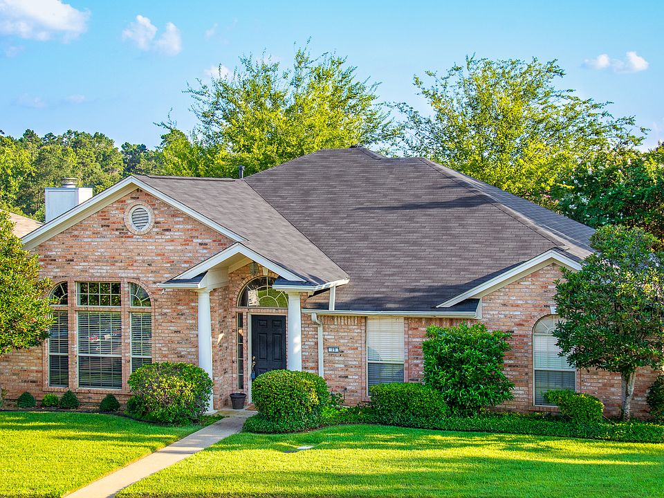 1st image of 19 Friendswood Dr