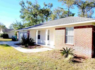 245 Fox Run Cir, Crawfordville, FL 32327