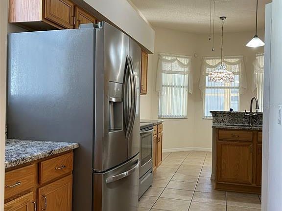 4th image of 11204 Clear Oak Cir