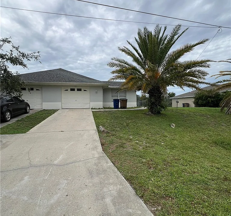 1543 Hightower Ave S