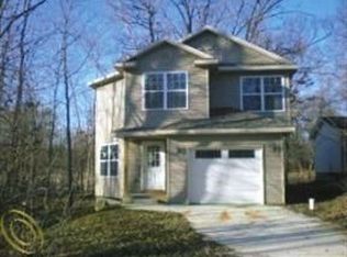 6948 Scotch Lake Dr, West Bloomfield, MI