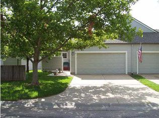 1086 N Bayshore Dr, Wichita, KS 67212